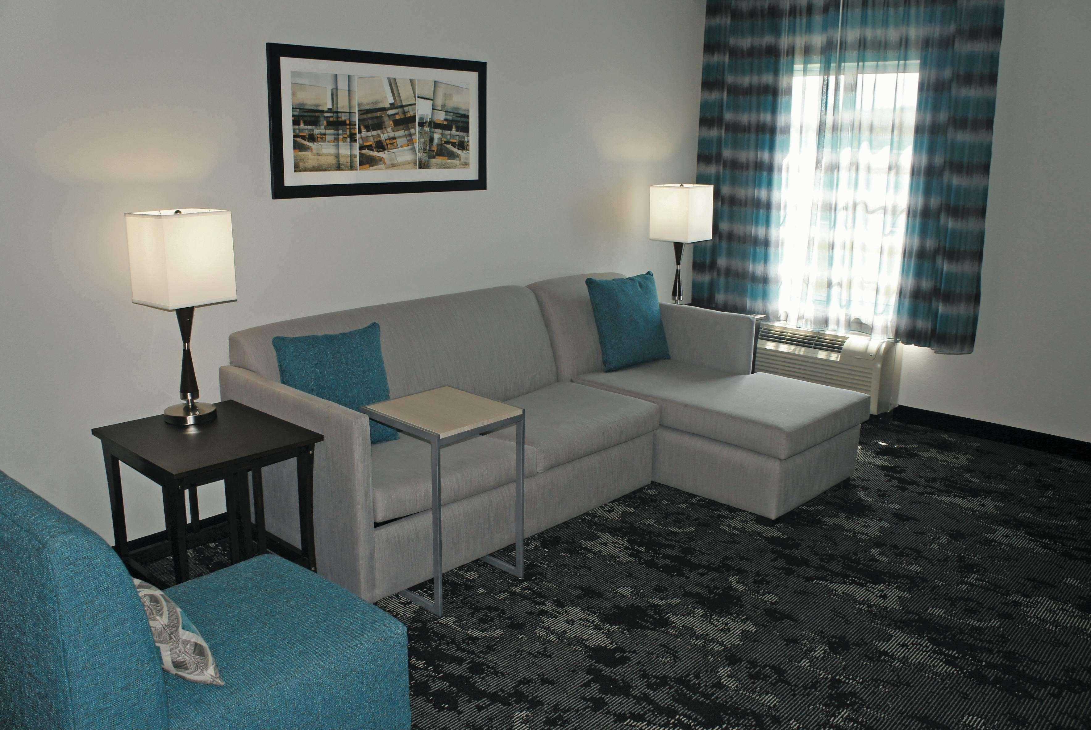 Готель La Quinta By Wyndham Columbus - Edinburgh Екстер'єр фото