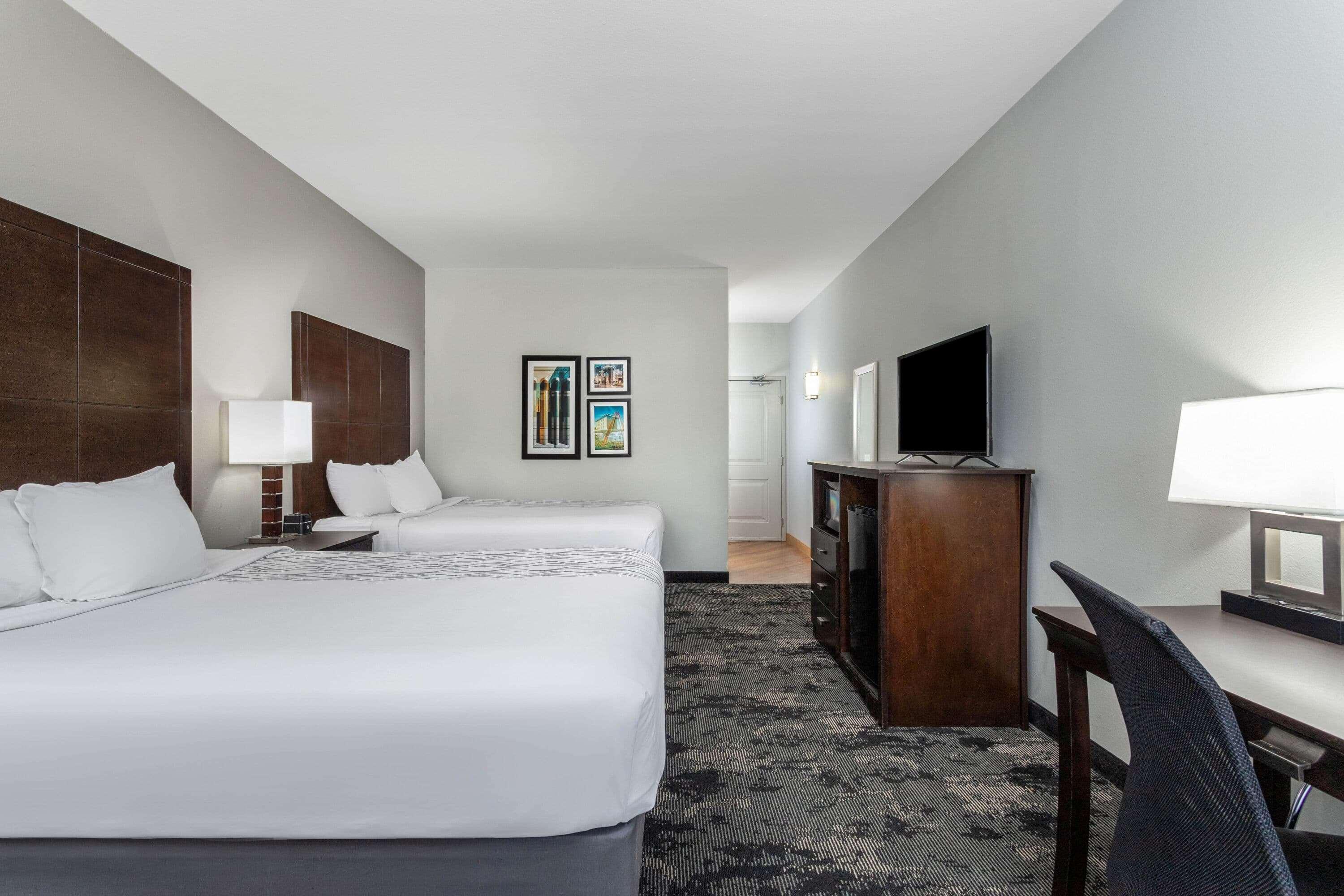 Готель La Quinta By Wyndham Columbus - Edinburgh Екстер'єр фото